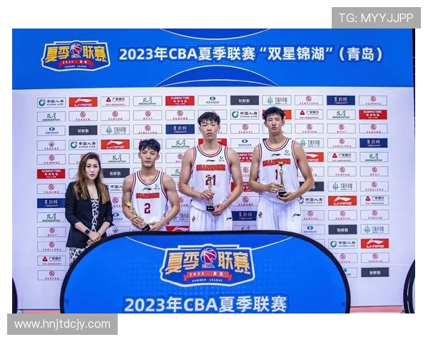 南京同曦力拼广东宏远 强强对决见证CBA季后赛激烈较量