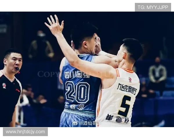 吉林九台农商行主场激战四川金强上演巅峰对决谁能笑到最后 吉林九台农商行主场激战四川金强上演巅峰对决谁能笑到最后